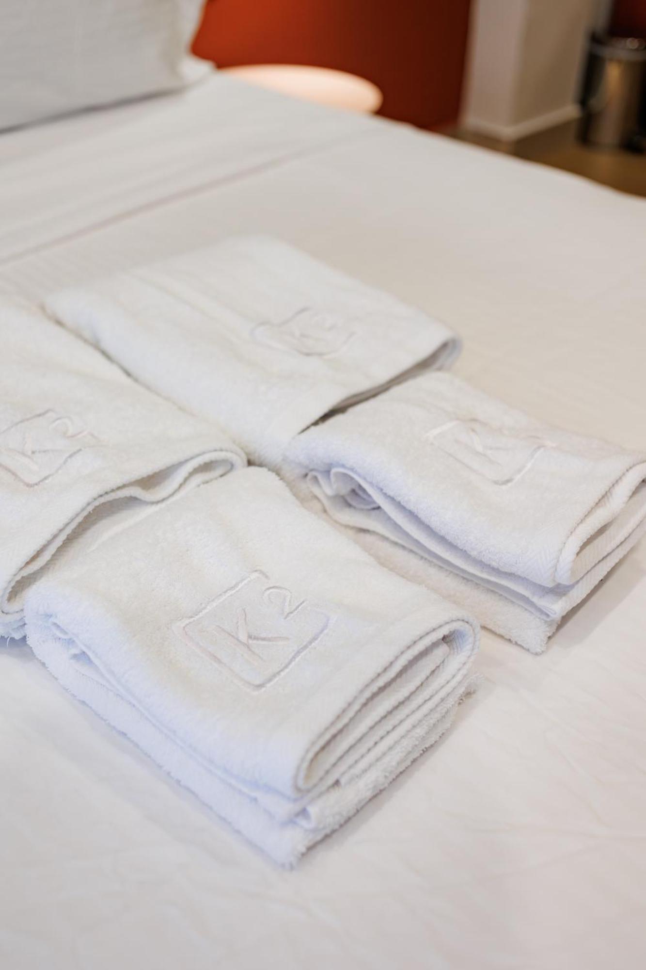 K2 Suites 卡拉马塔 外观 照片